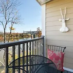 Apartment Downtown Riverfront Unit 762 *