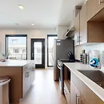 Apartment Illume 303 *