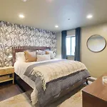 Downtown Riverfront Unit 762 Apartment *