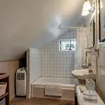 Apartment The Honey Bee By Local Nashville