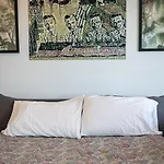 Downtown Riverfront Unit 780 Apartment
