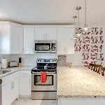Apartment Steps From Vandy, Live Music-downtown 9 Mins Away! *