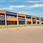 Apartment New Studio- 2 Beds 7 Mins To Dt *