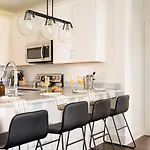 Hart Suite Buyout 5 By Avantstay Two Town House Buyout W Modern Amenities In Nashville