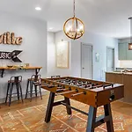 Waverly By Avantstay Nashville-inspired Townhome W Luxury Kitchen Pool Table Apartment *