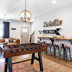 Waverly By Avantstay Nashville-inspired Townhome W Luxury Kitchen Pool Table *
