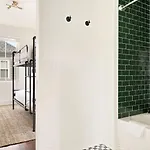 Hart Buyout 2 By Avantstay Two Town W Stunning Amenities Design Apartment