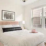 Hart Buyout 7 By Avantstay Two Town W Stunning Amenities Design *