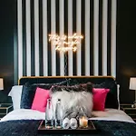 Close To The Gulch - Book Today Nashville
