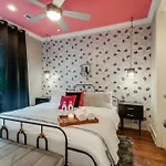 Close To The Gulch - Book Today *