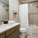 Close To The Gulch - Book Today *