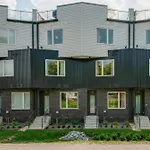 King & Queen 2 Homes - 24 Beds Views
