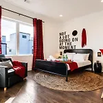 New Nash Eras - 15 Beds - Hot Tub On Rooftop Deck * Nashville