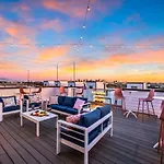New Nash Eras - Rooftop Decks With Hot Tub - 15 Beds *