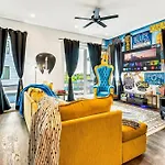 New We Roll Rooftop - Hot Tub With Views - 13 Beds Nashville
