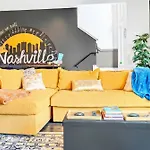 New We Roll Rooftop - Hot Tub With Views - 13 Beds * Nashville