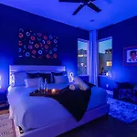 New We Roll Rooftop - Hot Tub With Views - 13 Beds Holiday home Nashville