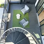 Music Hall ♫ Hot Tub/stage/rooftop/walk To Gulch! Holiday home Nashville