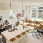 Stunning New Build In East Nash Minutes To Broadway The Stage By Avantstay Holiday home