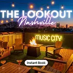 Skyline Views With Double Rooftop Deck & Game Holiday home Nashville
