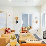 Sleeps 28 2 Units Near Dt Nashville Outrider By Avantstay