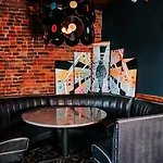 Broadway Penthouse 4br 3bth 2500 Sf * Nashville