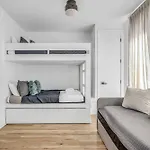 Spectacular Double Rooftop 7 Mins To Broadway Holiday home Nashville