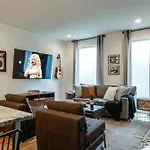 Rooftop Downtown Views - Bluebird Karaoke Holiday home Nashville