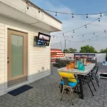 Rooftop Deck & Shuffleboard Bbq Near Downtown Holiday home *