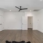 Sunspire-Private Deck-In East Nashville