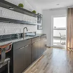 Spectacular Double Rooftop 7 Mins To Broadway * Nashville