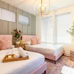 Holiday home Skyline Views With Double Rooftop Deck & Game Nashville