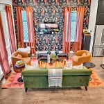 Disco Themed Hot Tub & Rooftop Decks In *