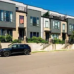 Close To Dt Music Rooftop Views Game Holiday home