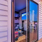 Taylor Swift Inspired Hot Tub Rooftop Deck Views Holiday home *