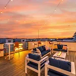 Taylor Swift Inspired Hot Tub Rooftop Deck Views