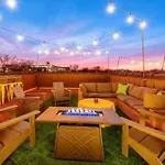 Skyline Views With Double Rooftop Deck & Game Holiday home Nashville