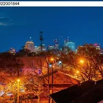 Skyline Views With Double Rooftop Deck & Game Holiday home Nashville