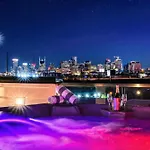 Taylor Swift Inspired Hot Tub Rooftop Deck Views Nashville