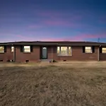 Quiet Retreat Near Opryland & Airport Home