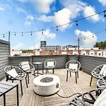 Luxury Close Broadway With Garage And Fire Pit Holiday home *