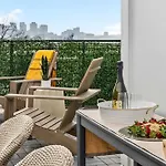 Nash Skyline Fire Pit Grill Parking Holiday home