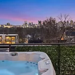 Hot Tub Hang Grill Parking Views Of Downtown