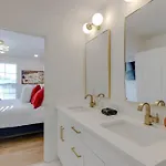 The Nashville Note Music City Stay And Modern