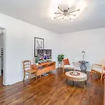 Flow - Sleeps 8 - Mins To Broadway And Germantown