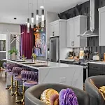 2 Side By Side Units Roof Decks Karaoke Murals Holiday home Nashville
