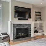 Rooftop Near Gulch And Broadway Sleep 12