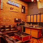 Rockstar Penthouse Speakeasy - Massive By Broadway