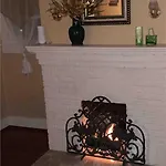Away From Mlnutes! To Broadway & Stadium Holiday home