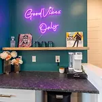 Holiday home Sparkly Boots And Pink Floors Great Location *